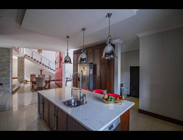 4 BEDROOM HOUSE FOR SALE IN MIDLANDS ESTATE